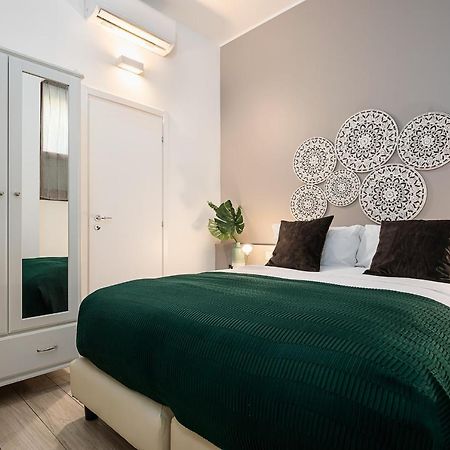 Hemeras Boutique Homes - Design Flat Near Metro Station Milan Bagian luar foto