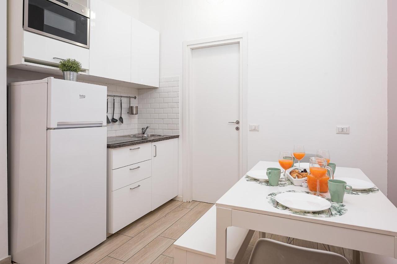 Hemeras Boutique Homes - Design Flat Near Metro Station Milan Bagian luar foto
